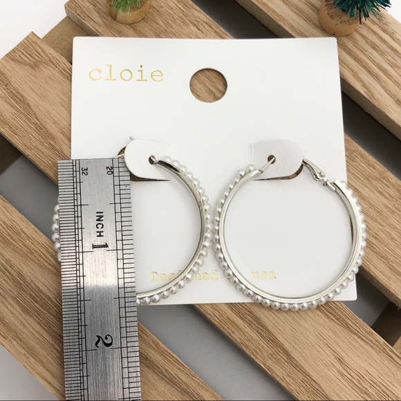 🌵4/25$ Cloie | Silver Color Hoops Pearls Earrings - Picture 4 of 5